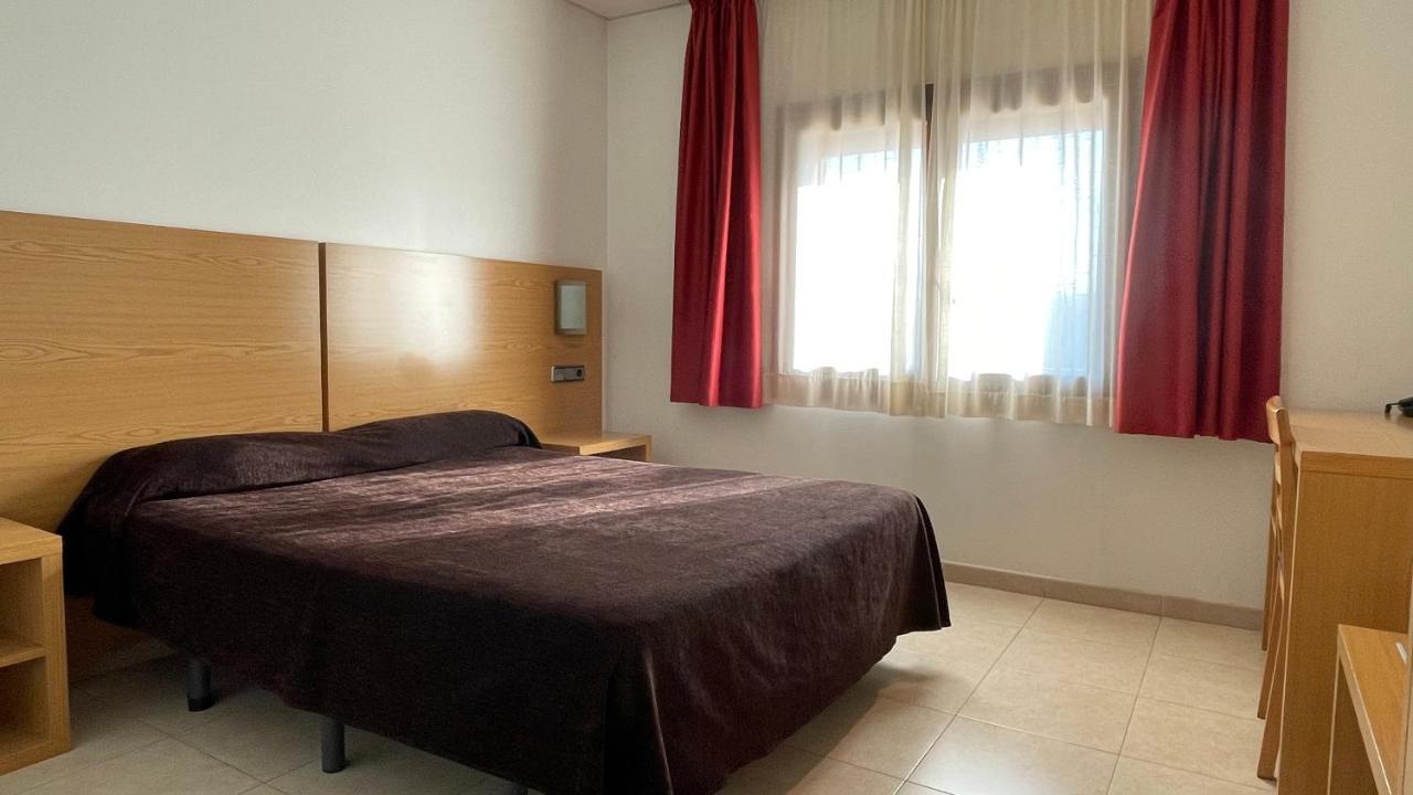 Hotel Font Del Pla La Jonquera Eksteriør billede