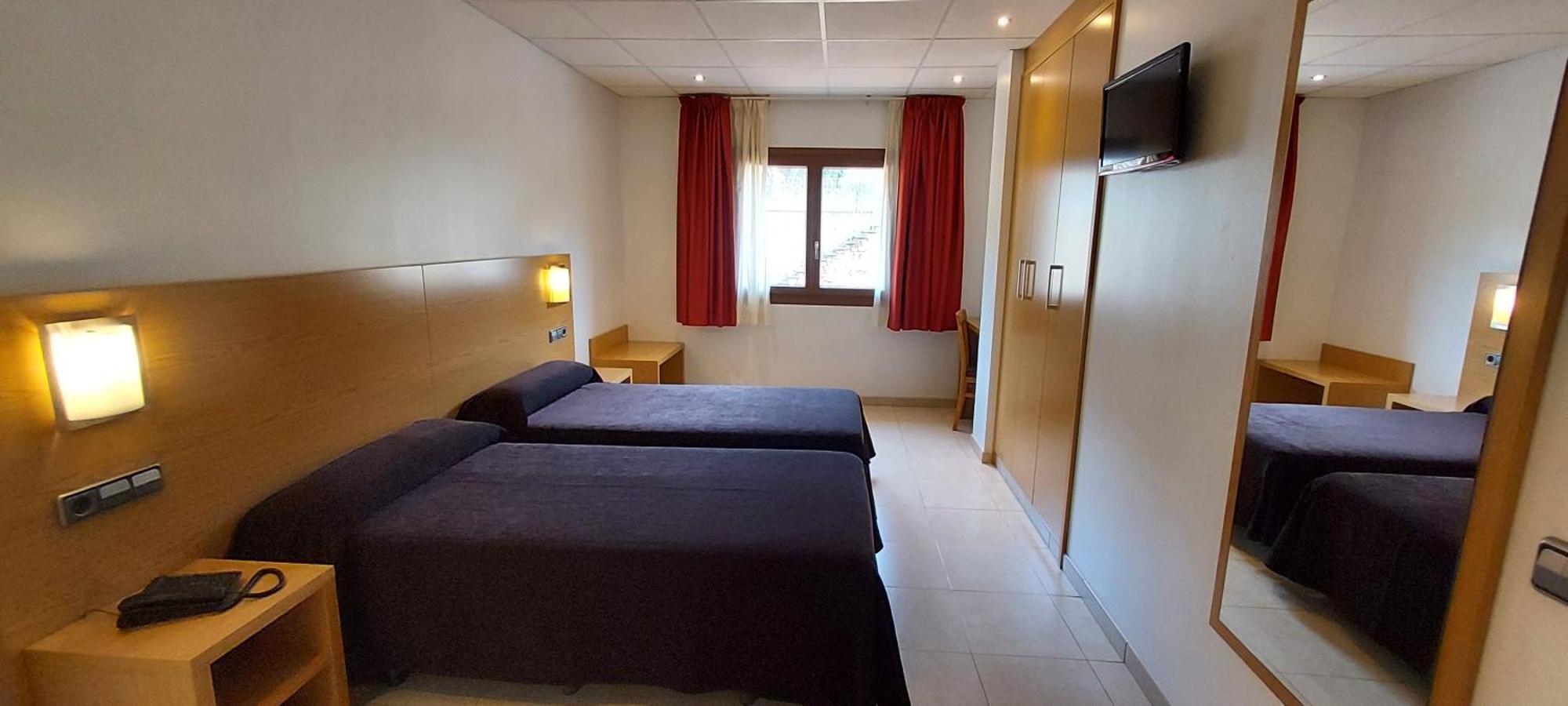 Hotel Font Del Pla La Jonquera Eksteriør billede