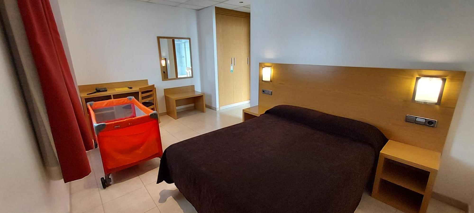 Hotel Font Del Pla La Jonquera Eksteriør billede