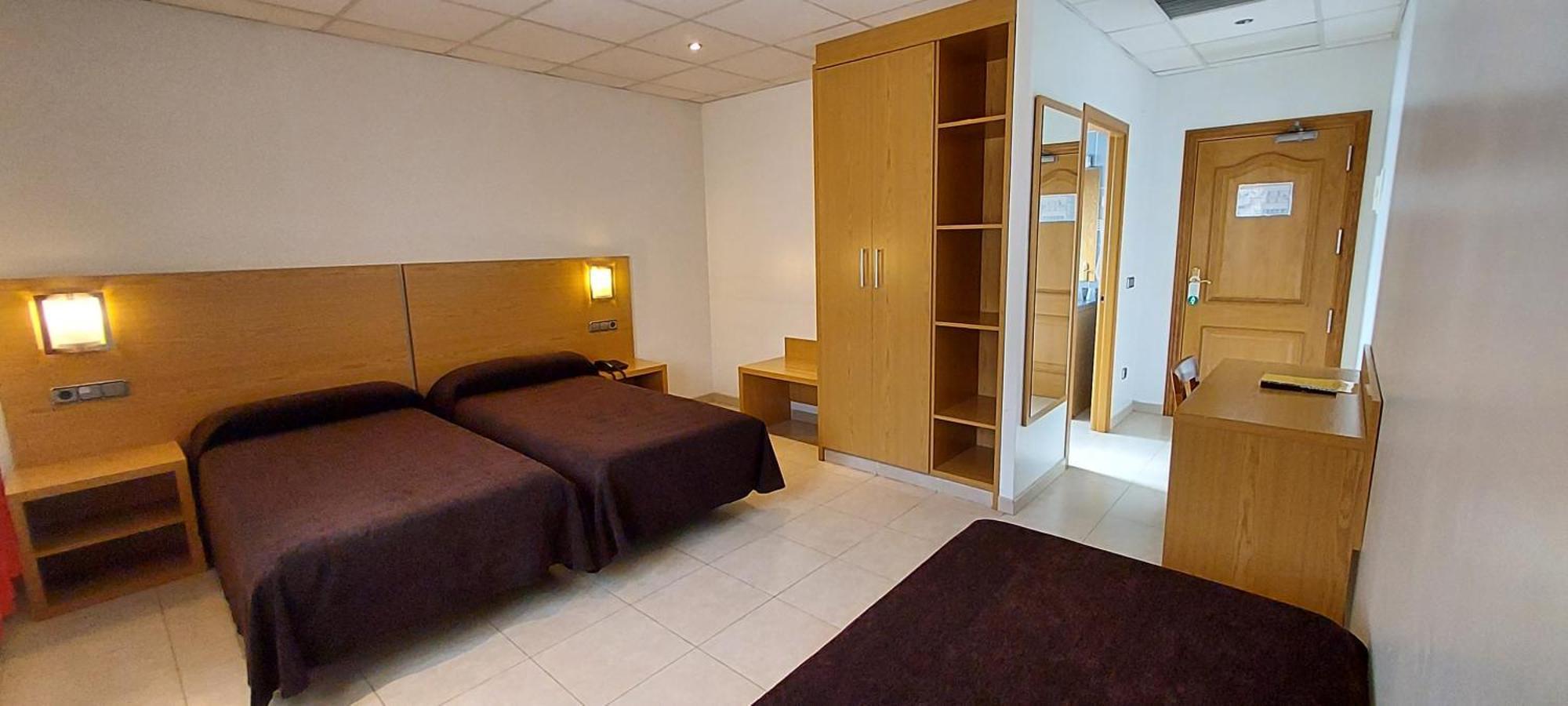 Hotel Font Del Pla La Jonquera Eksteriør billede