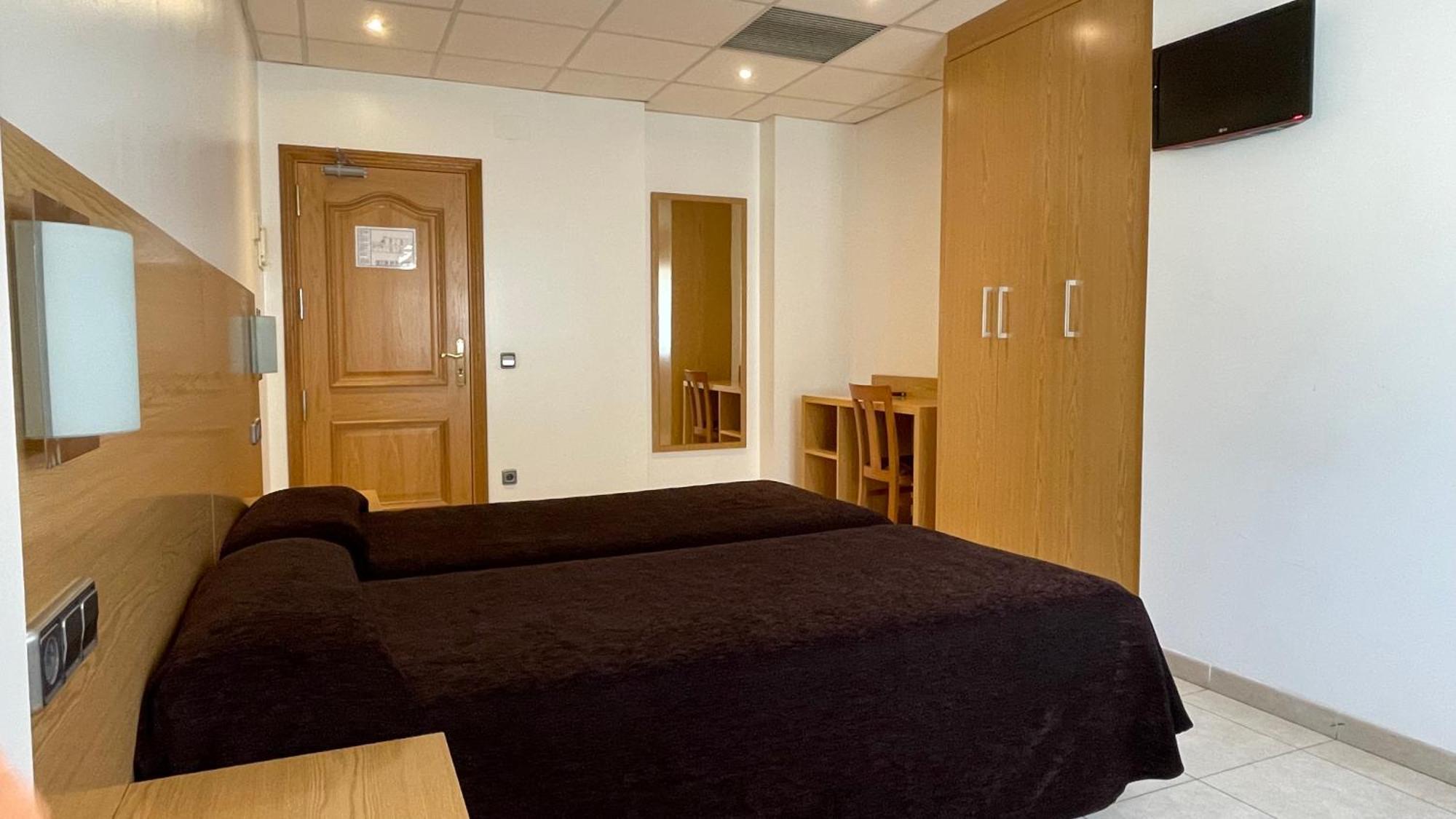 Hotel Font Del Pla La Jonquera Eksteriør billede